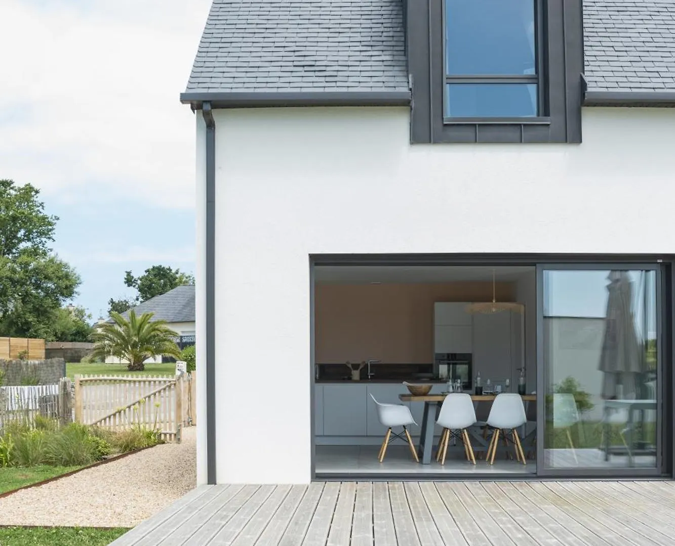 Jolie Maison Avec Piscine Interieure A 5 Minutes Des Plages Landunvez