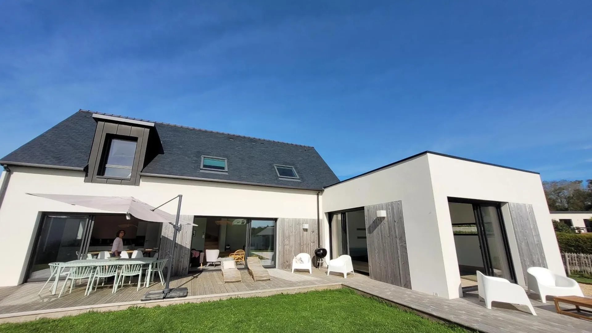 Вилла Jolie Maison Avec Piscine Interieure A 5 Minutes Des Plages Landunvez